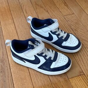 Nike Kids Navy Low-Top Sneakers